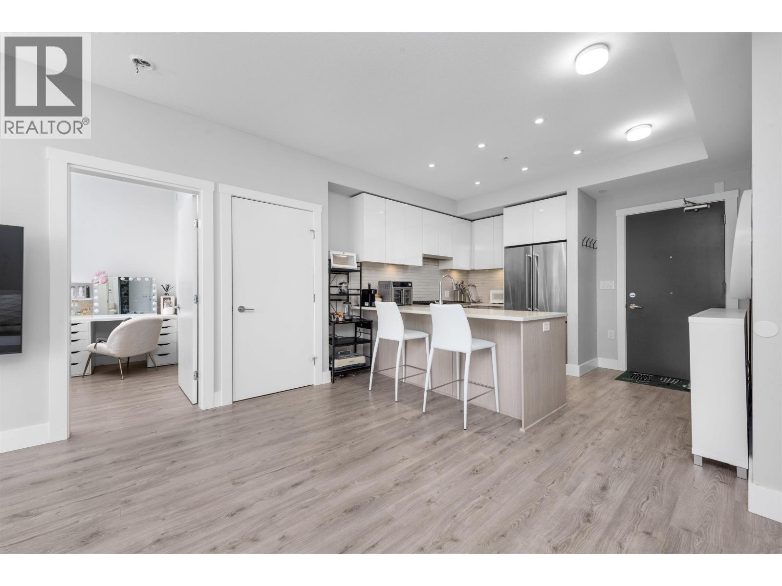 Photo 23 of 309 3588 Sawmill Crescent, Vancouver BC