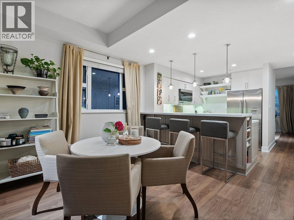 Photo 4 of 361 5790 East Boulevard, Vancouver BC