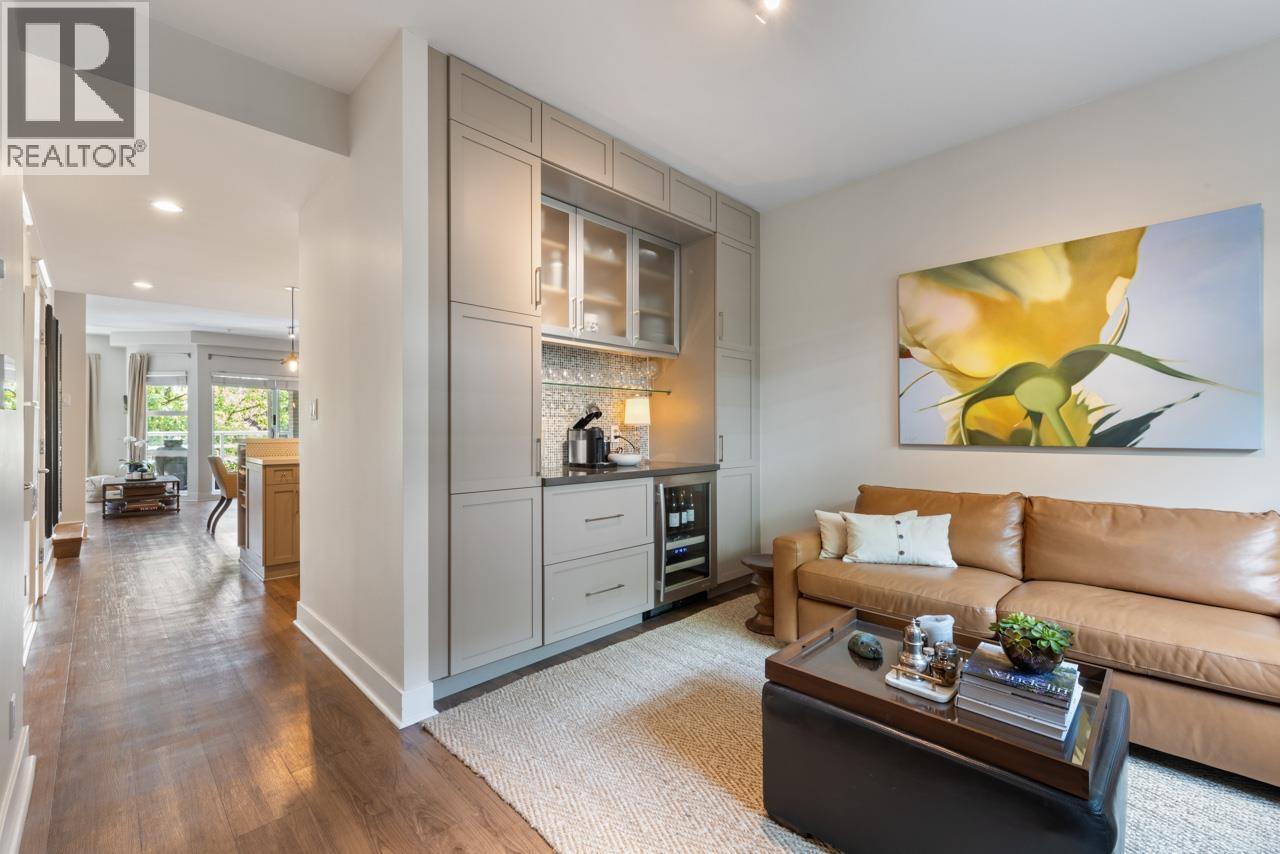Photo 10 of 361 5790 East Boulevard, Vancouver BC