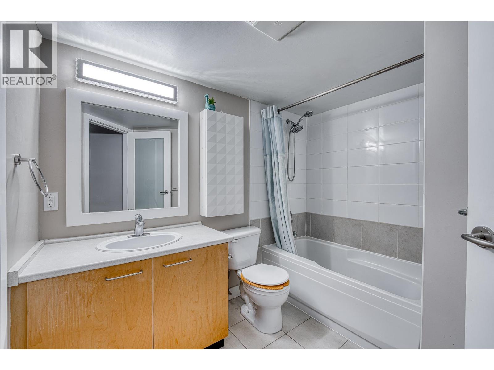 Photo 16 of 210 9333 Alberta Road, Richmond BC