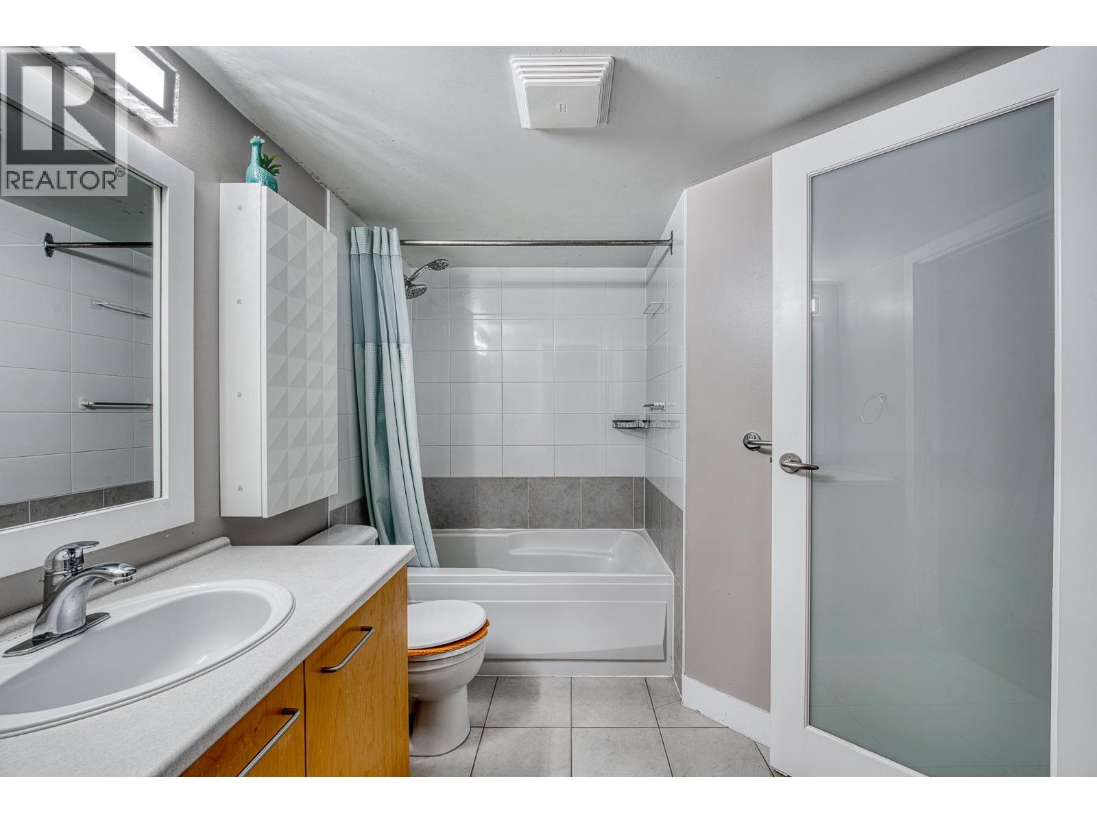 Photo 17 of 210 9333 Alberta Road, Richmond BC
