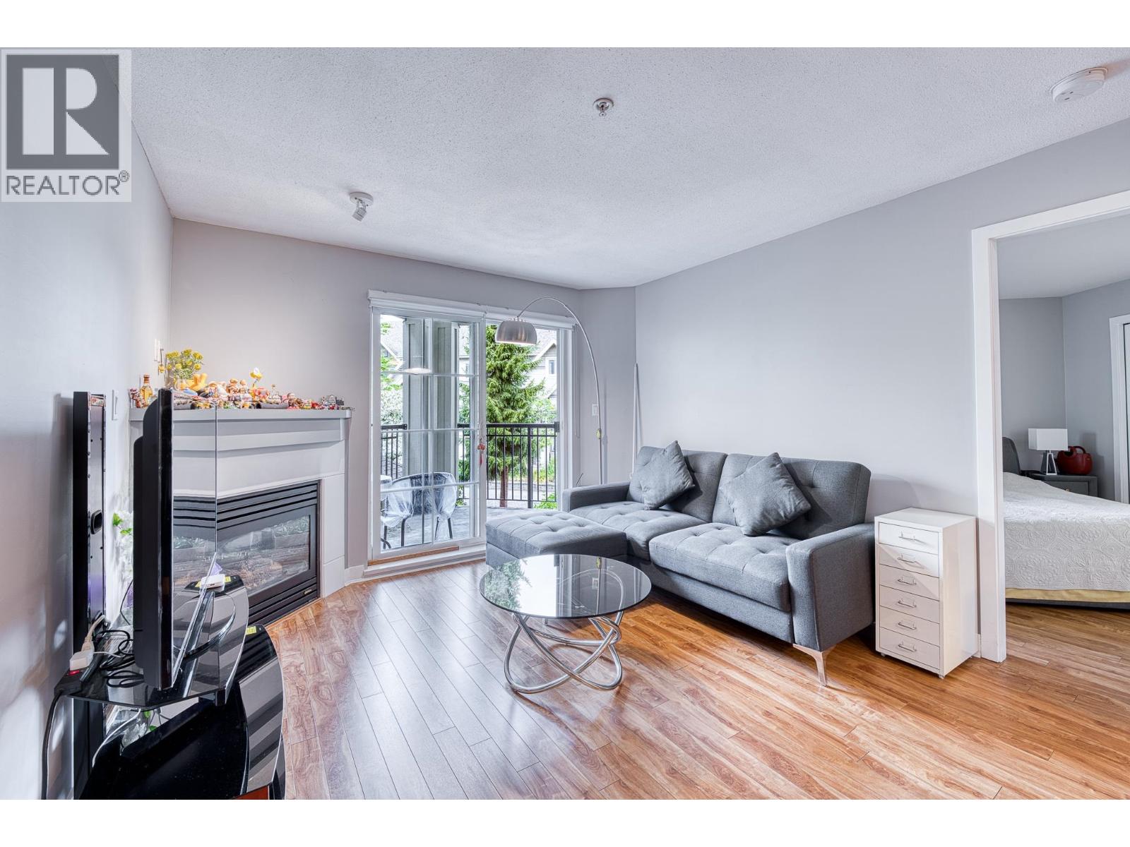 Photo 5 of 210 9333 Alberta Road, Richmond BC