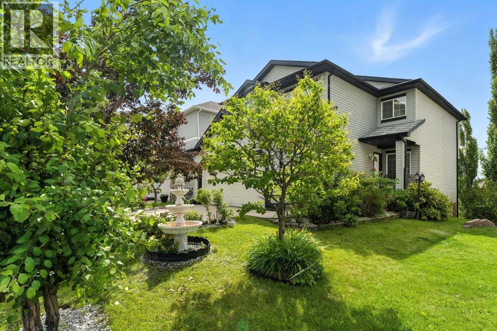 Single Family House for Sale in  Tuscarora Way NW Tuscany Calgary 