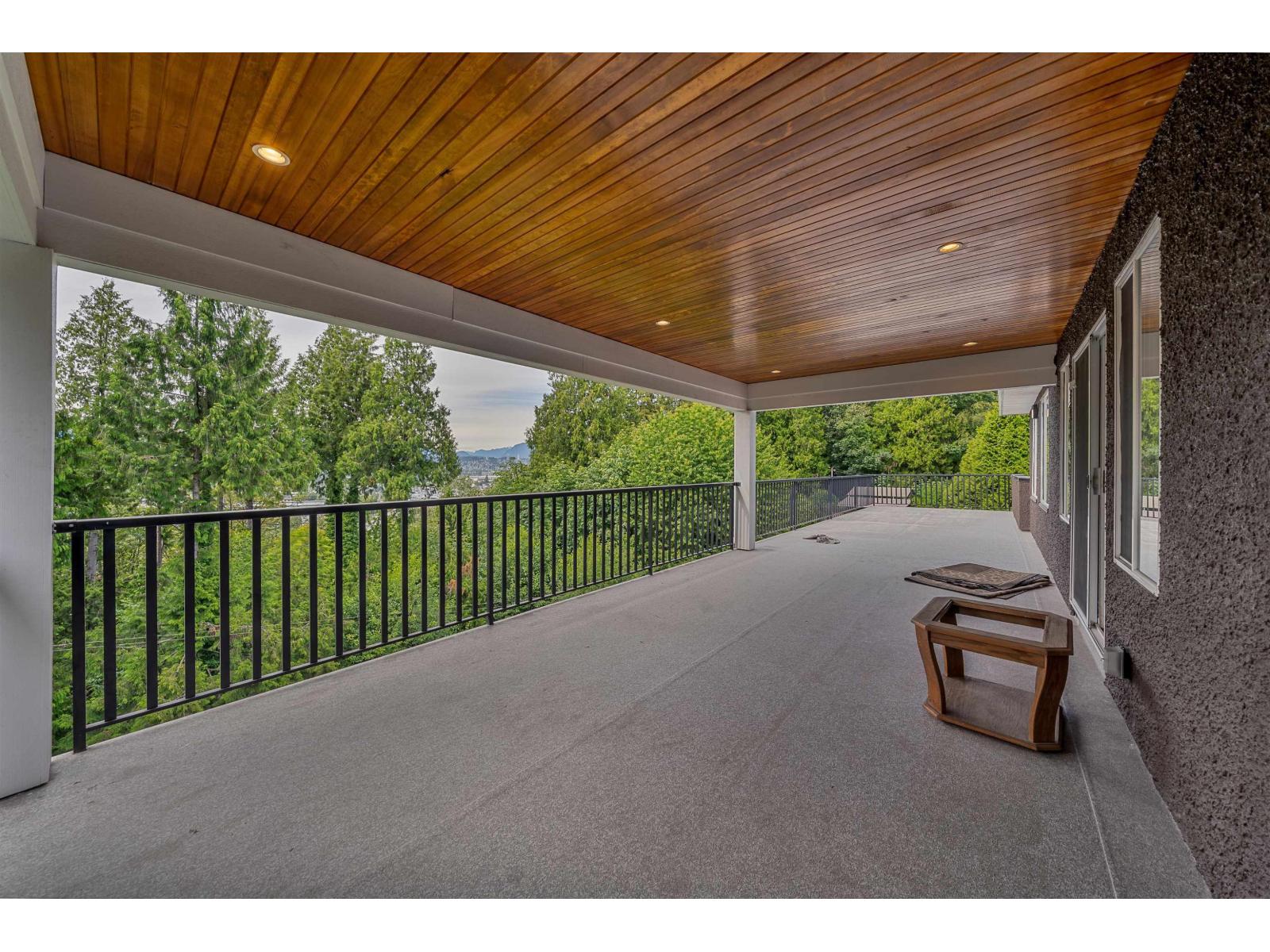Photo 12 of 12701 107 A Avenue, Surrey BC
