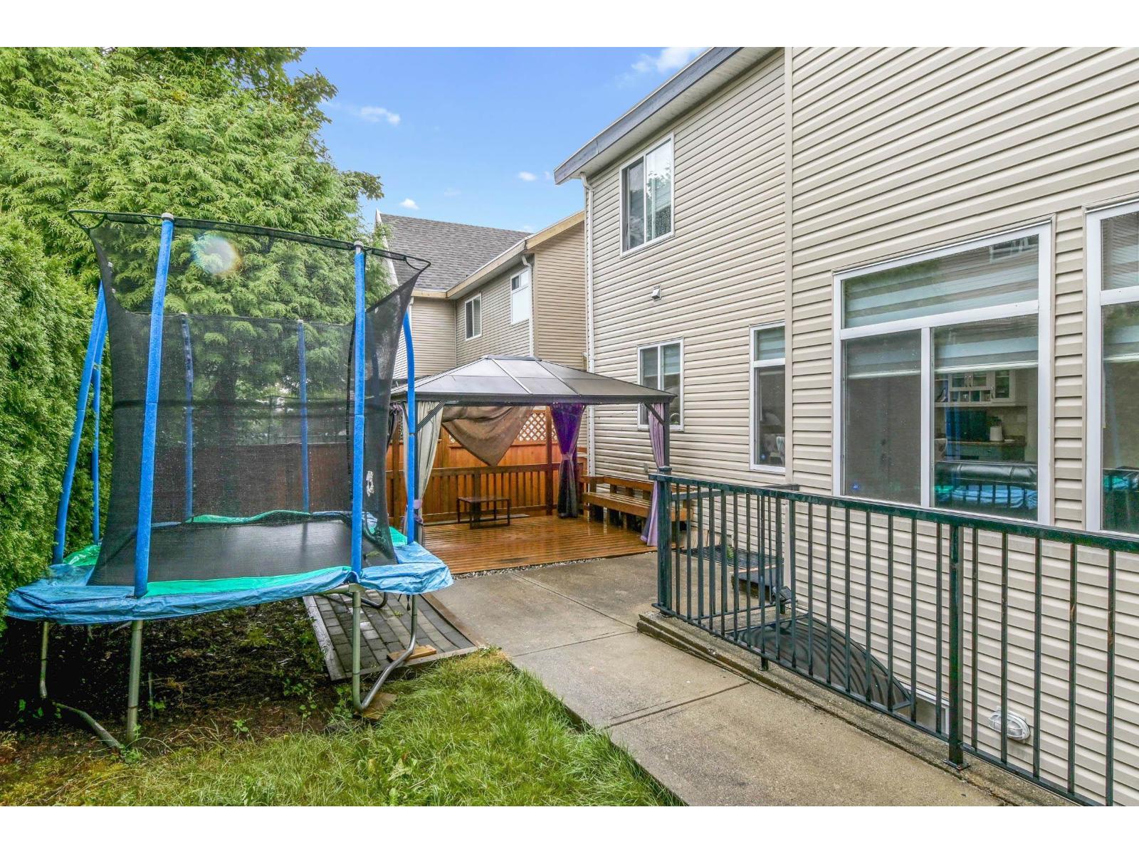 Photo 31 of 18358 67 Avenue, Surrey BC