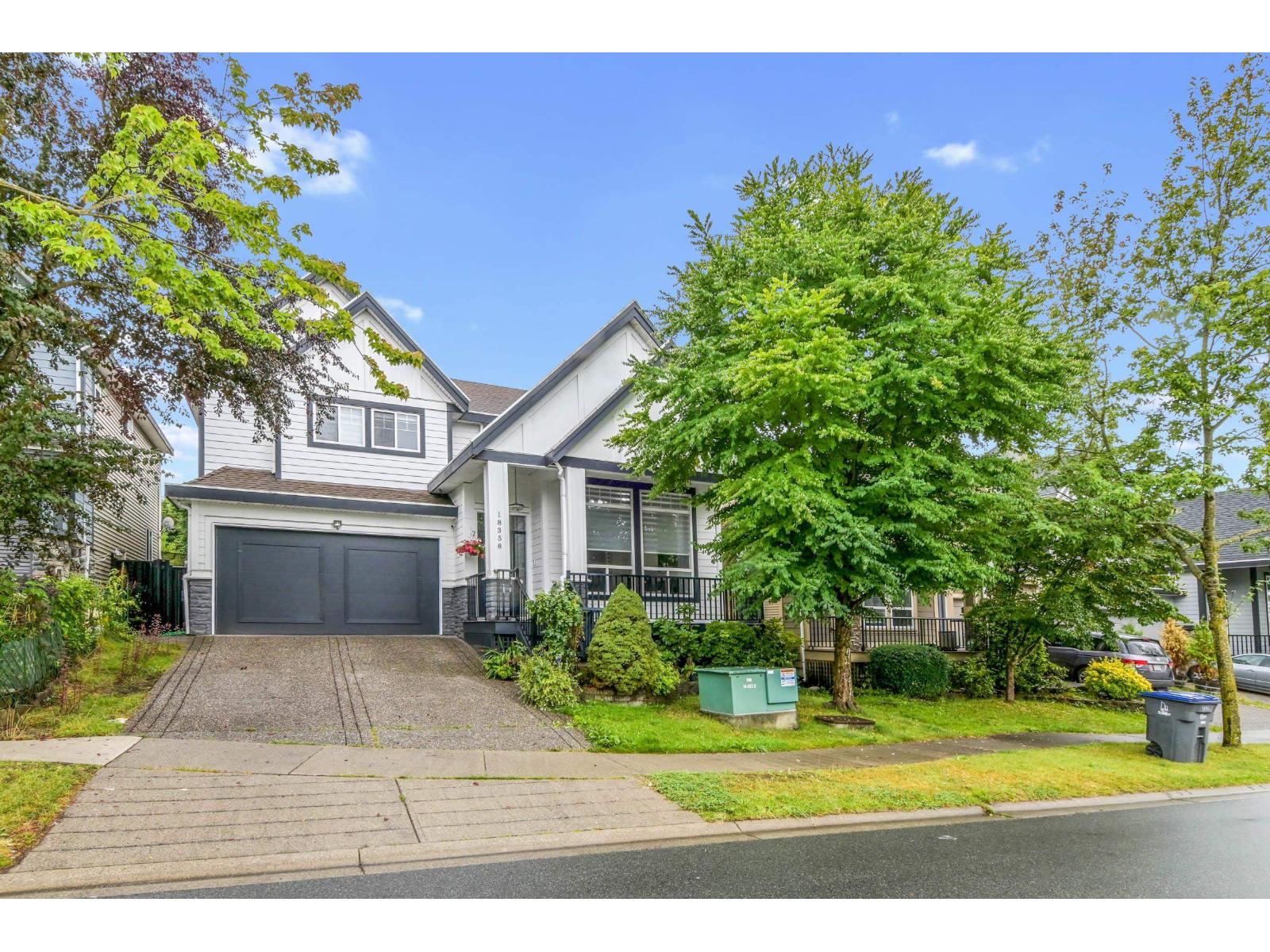 Photo 40 of 18358 67 Avenue, Surrey BC