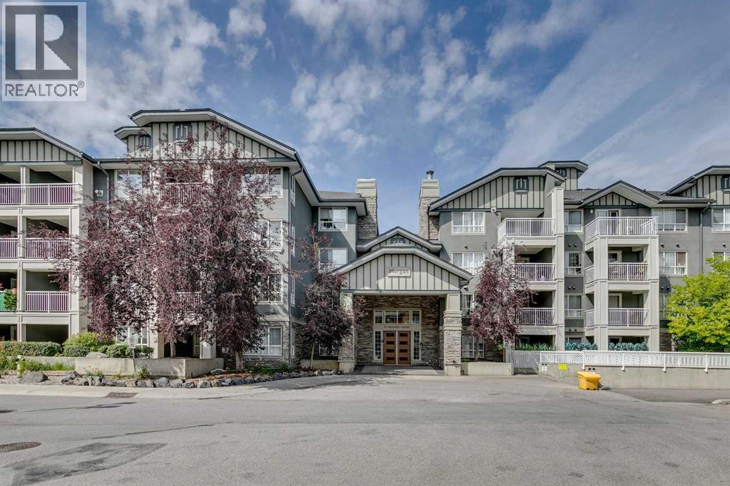 Single Family House for Sale in   Richard Court SW Lincoln Park Calgary 