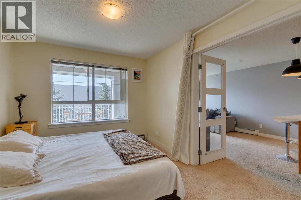 Single Family House for Sale in   Richard Court SW Lincoln Park Calgary 
