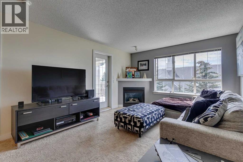 Single Family House for Sale in   Richard Court SW Lincoln Park Calgary 