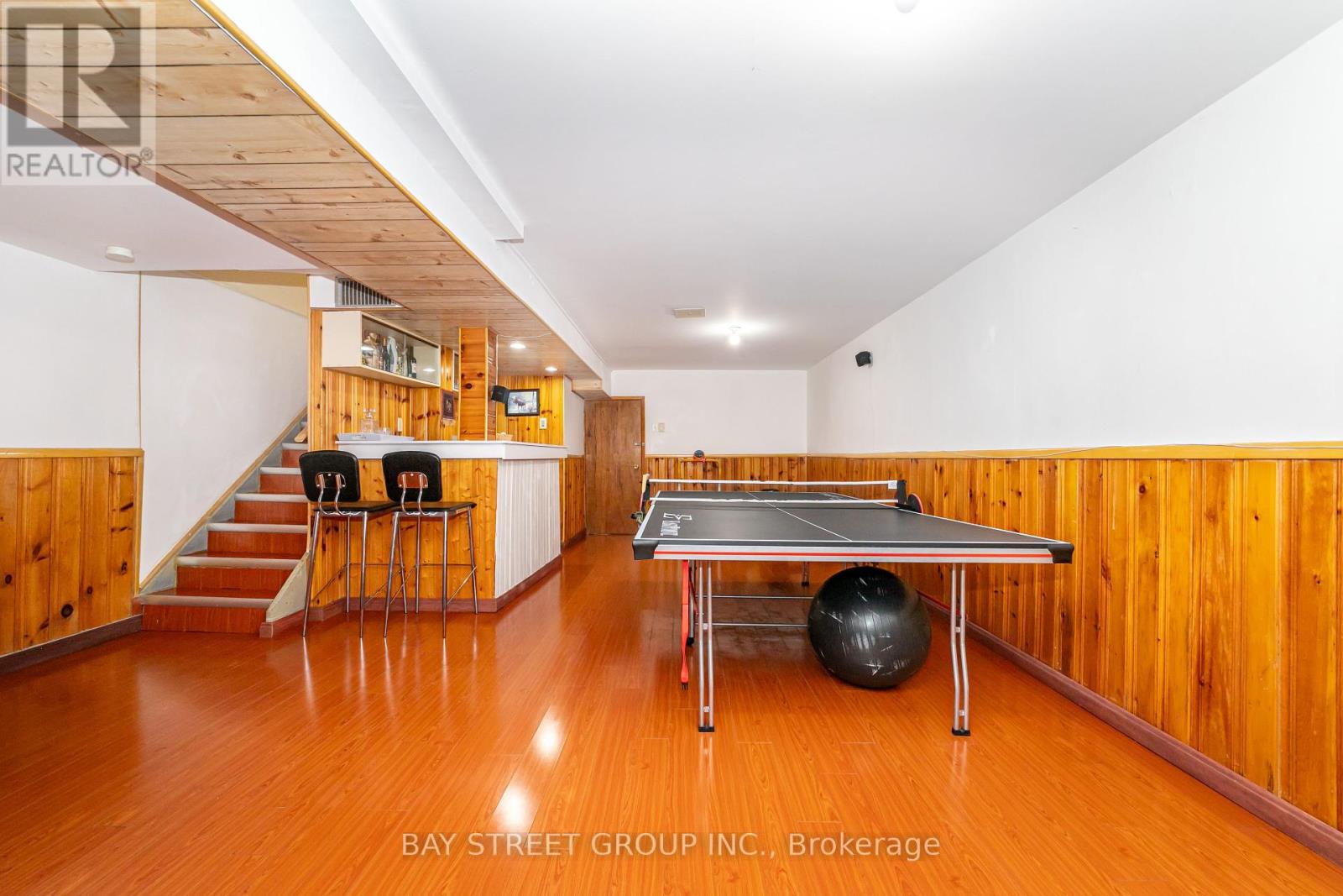Photo 26 of 61 Mabley Crescent, Vaughan ON