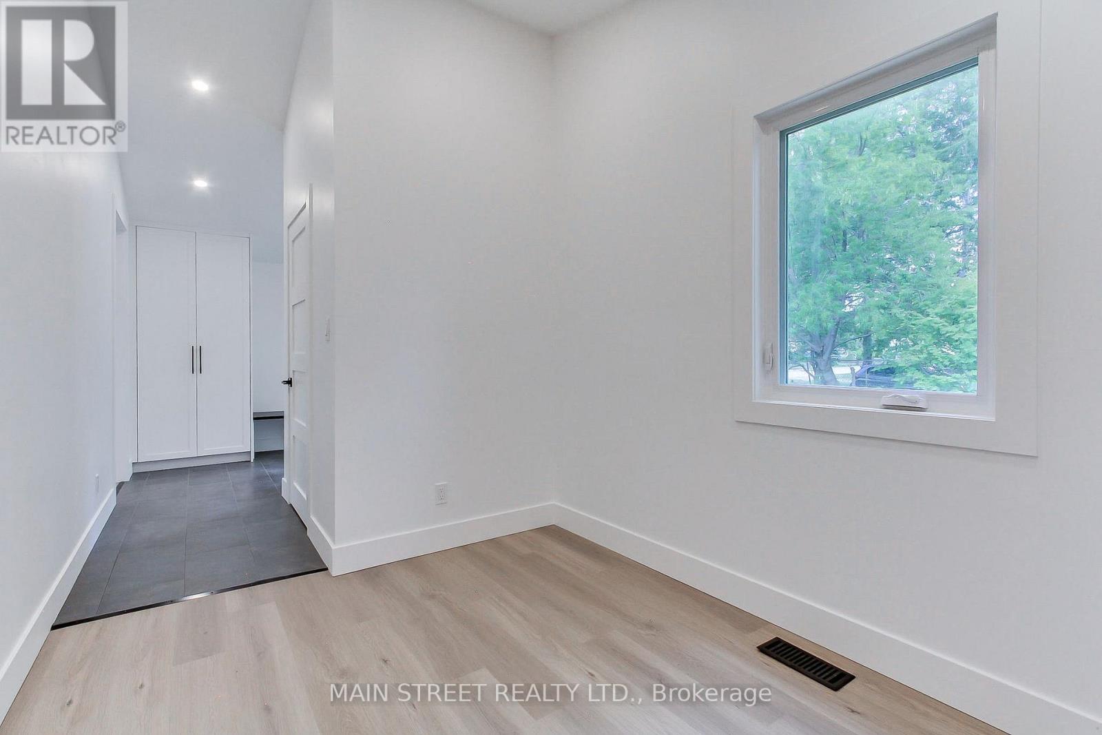 Photo 16 of 353 Pasadena Drive, Georgina ON