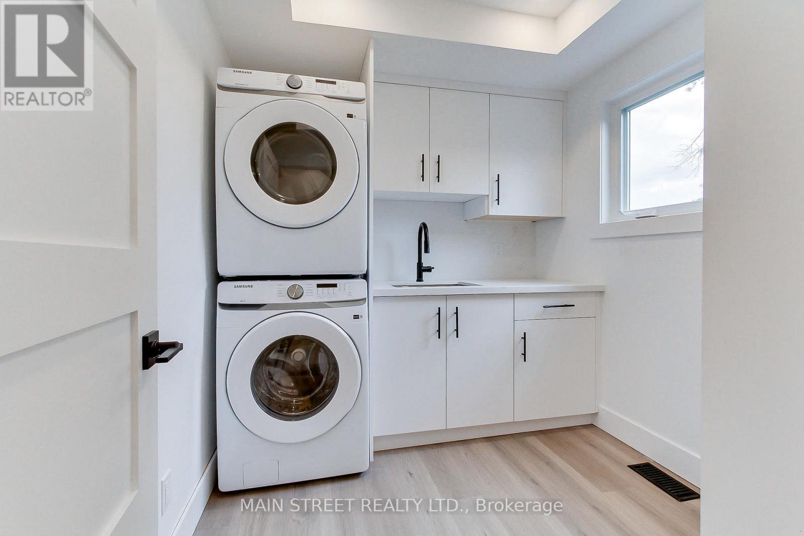 Photo 19 of 353 Pasadena Drive, Georgina ON