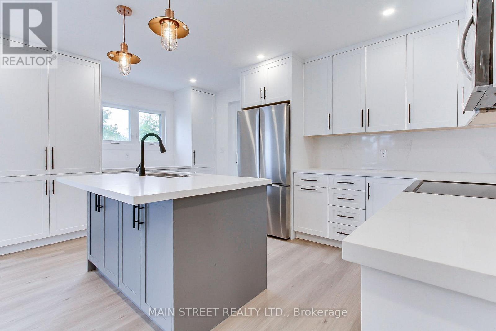 Photo 6 of 353 Pasadena Drive, Georgina ON