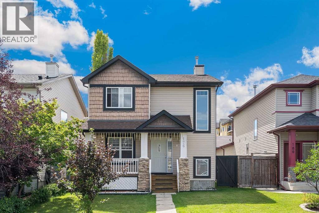 Single Family House for Sale in  Eversyde Circle SW Evergreen Calgary 