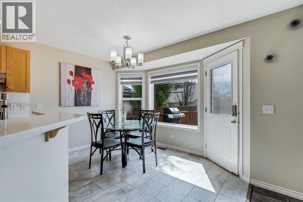Single Family House for Sale in  Eversyde Circle SW Evergreen Calgary 