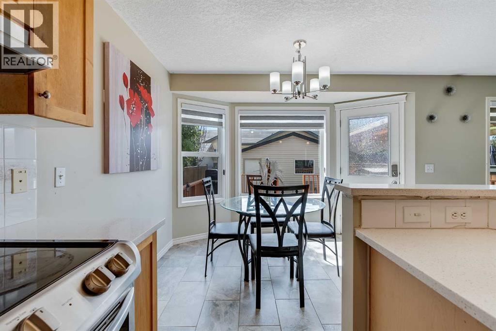 Single Family House for Sale in  Eversyde Circle SW Evergreen Calgary 