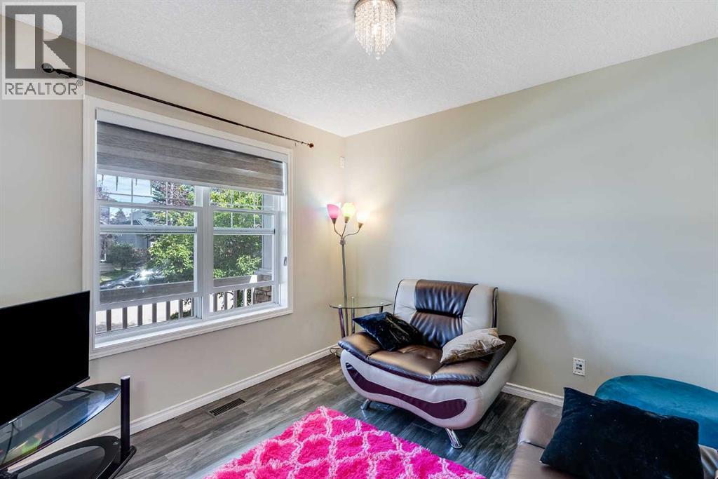 Single Family House for Sale in  Eversyde Circle SW Evergreen Calgary 