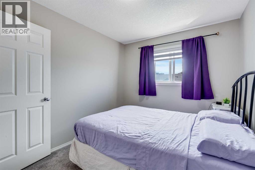 Single Family House for Sale in  Eversyde Circle SW Evergreen Calgary 