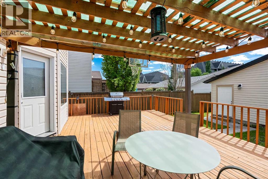 Single Family House for Sale in  Eversyde Circle SW Evergreen Calgary 
