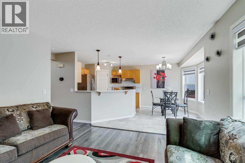 176 Eversyde Circle SW, Calgary, Alberta