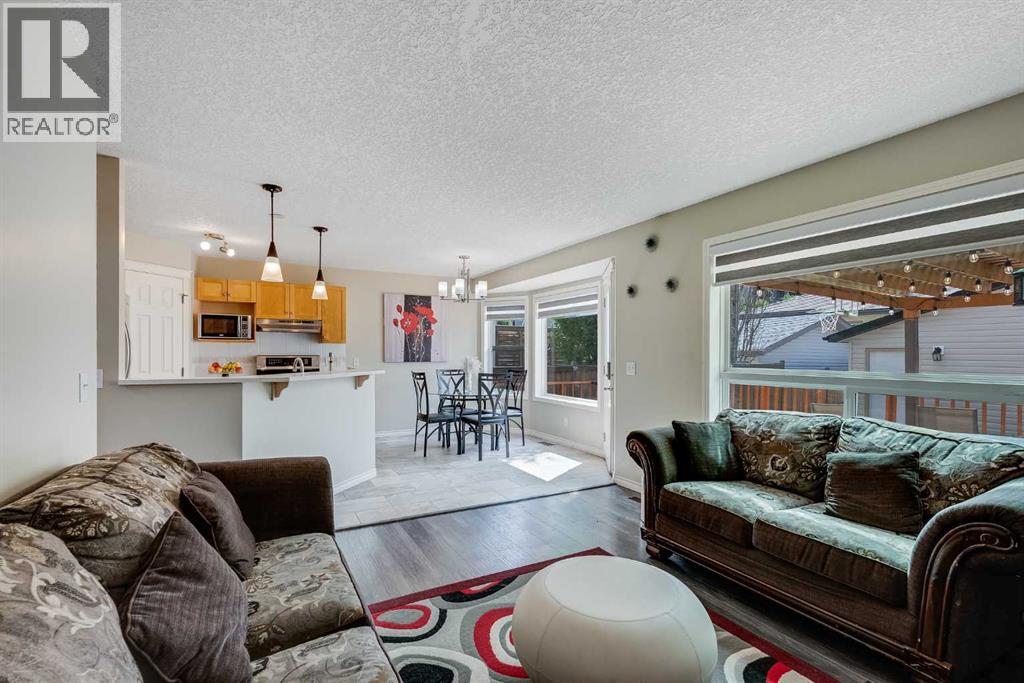 Single Family House for Sale in  Eversyde Circle SW Evergreen Calgary 