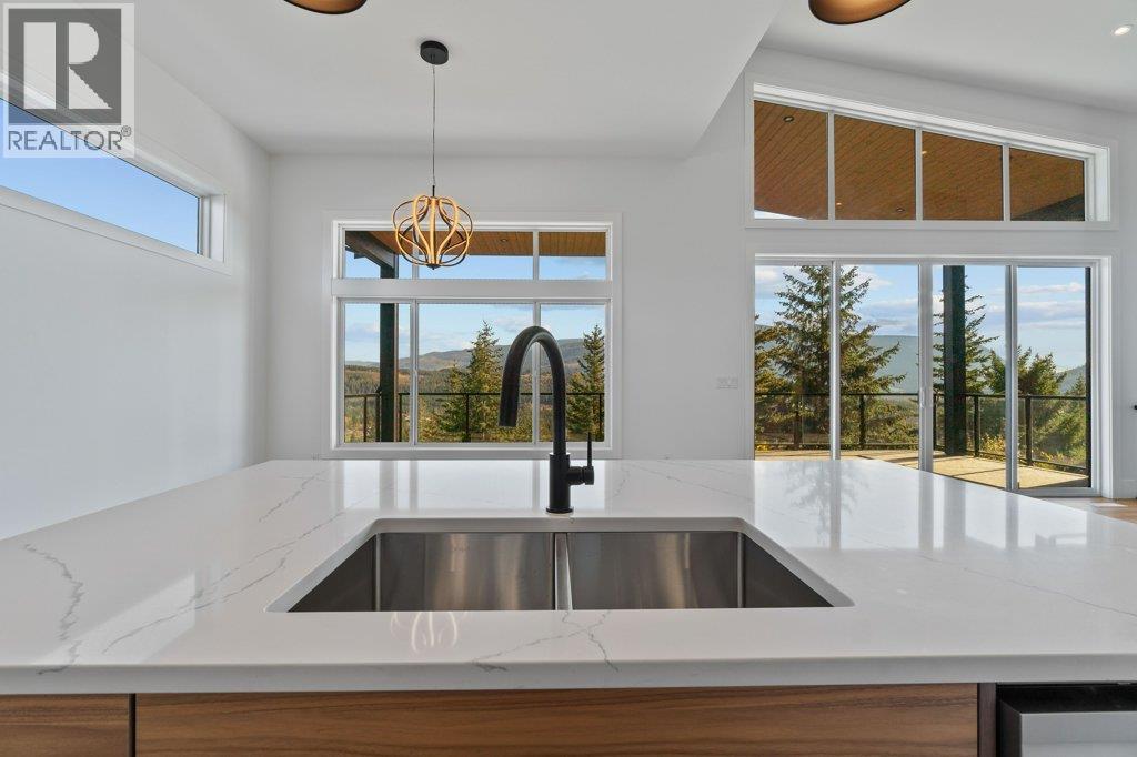 Photo 21 of 2506 Highlands Drive, Blind Bay BC