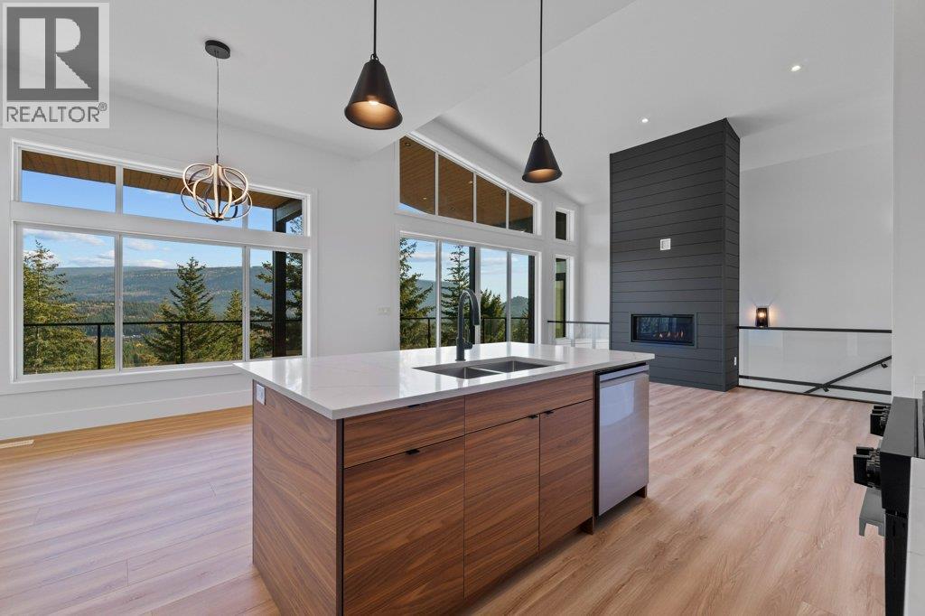 Photo 22 of 2506 Highlands Drive, Blind Bay BC
