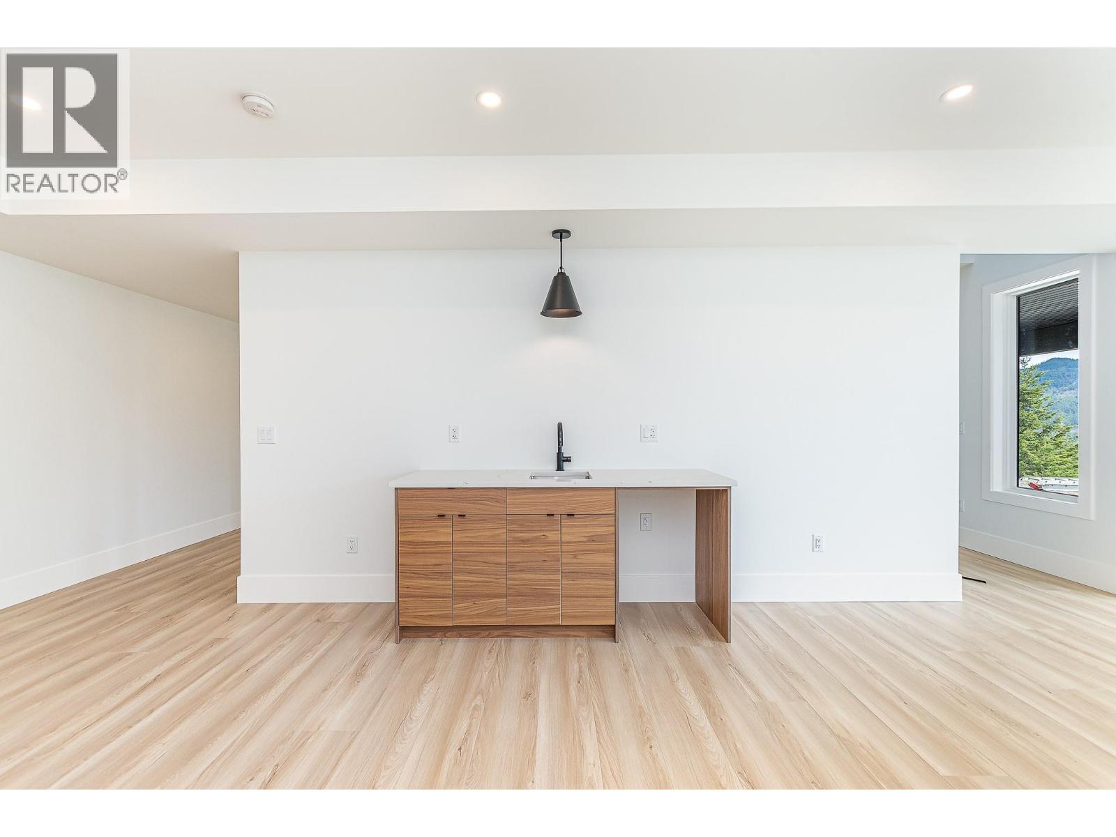Photo 58 of 2506 Highlands Drive, Blind Bay BC