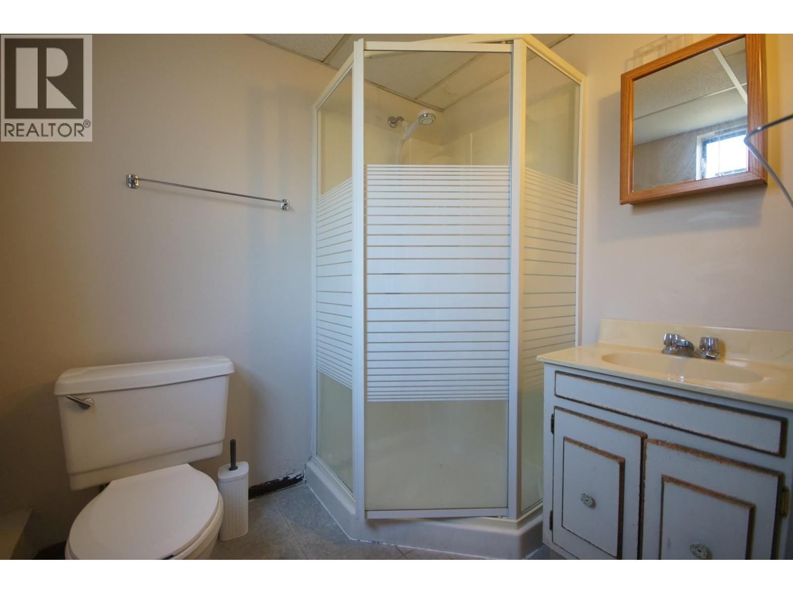 Photo 8 of 8411 Rideau Drive, Richmond BC