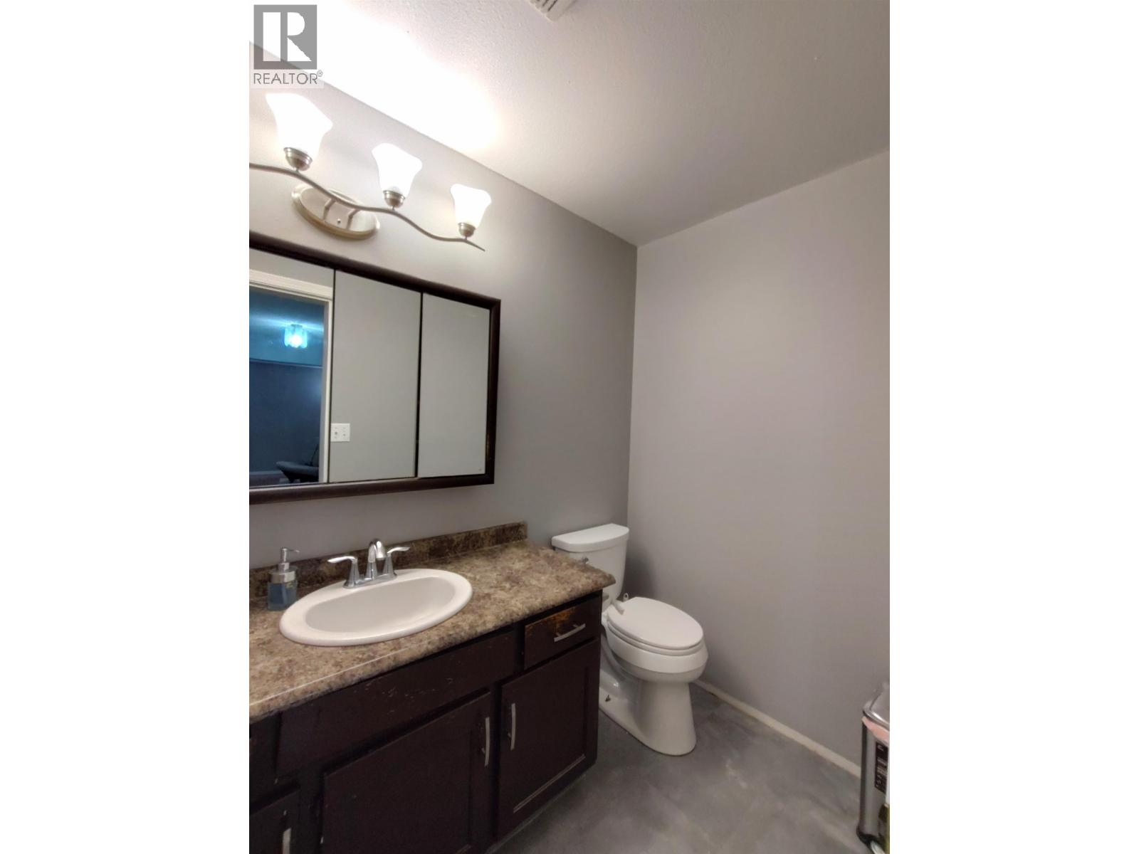 Photo 11 of 2916 Wayne Street, Prince George BC