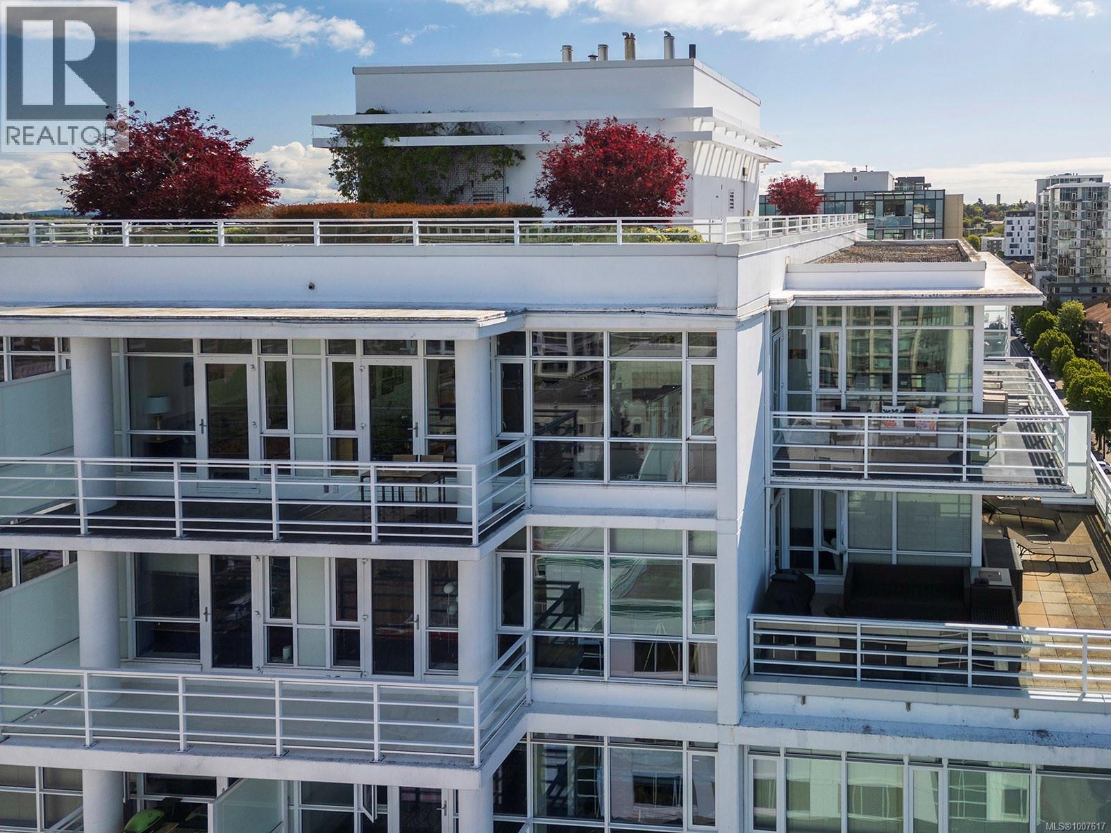 1502 834 Johnson Street, Victoria