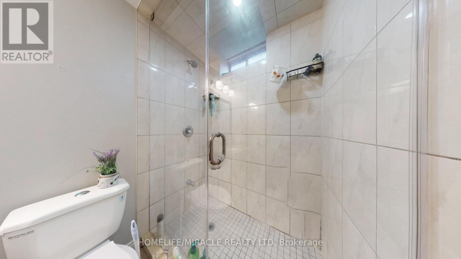 Photo 38 of 101 George Robinson Drive, Brampton ON