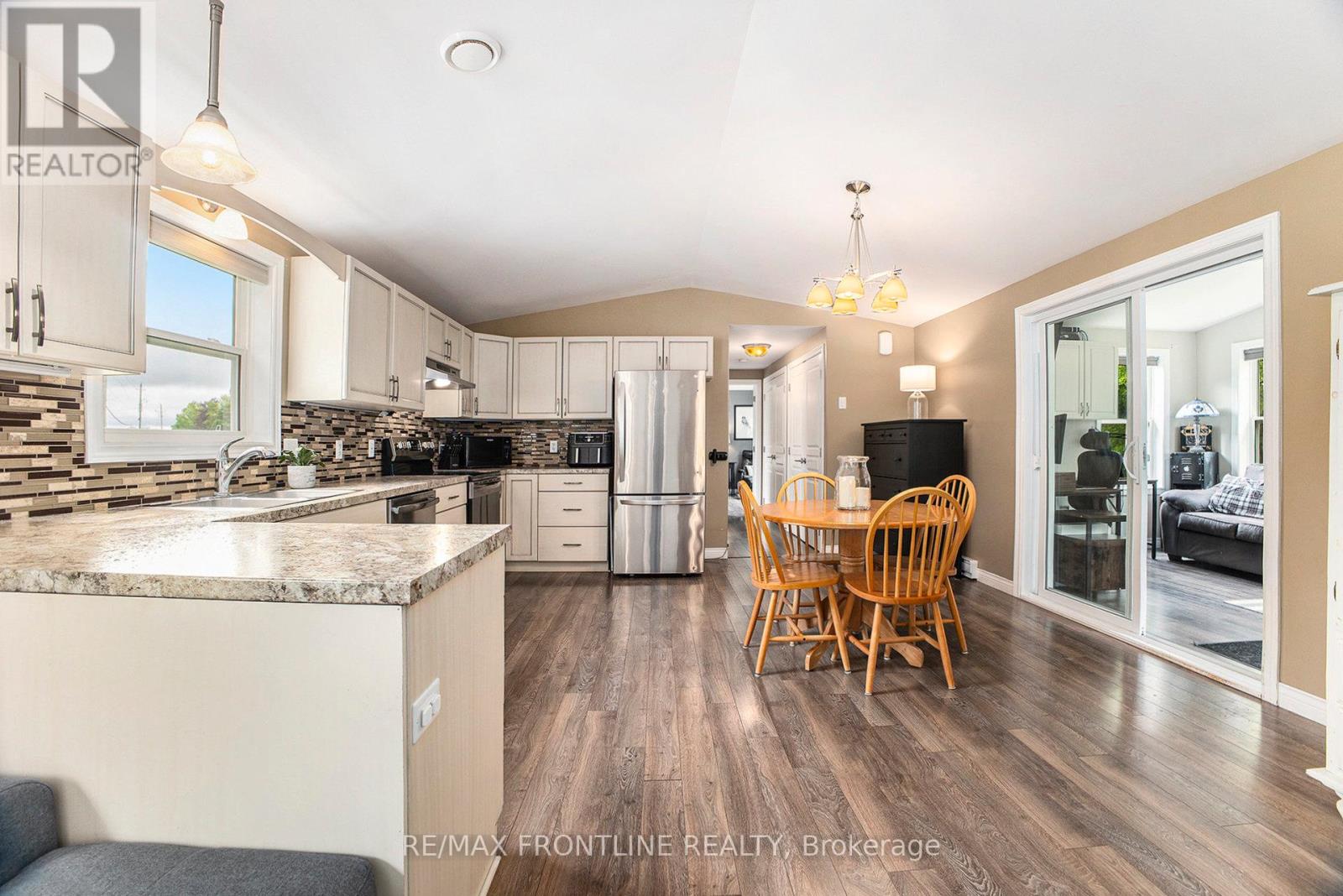 Photo 7 of 541 Drummond Conc 7 Road, Drummond North Elmsley ON