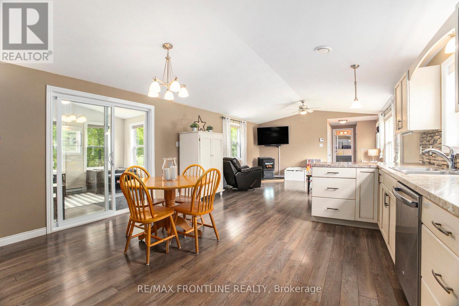 Photo 33 of 541 Drummond Conc 7 Road, Drummond North Elmsley ON