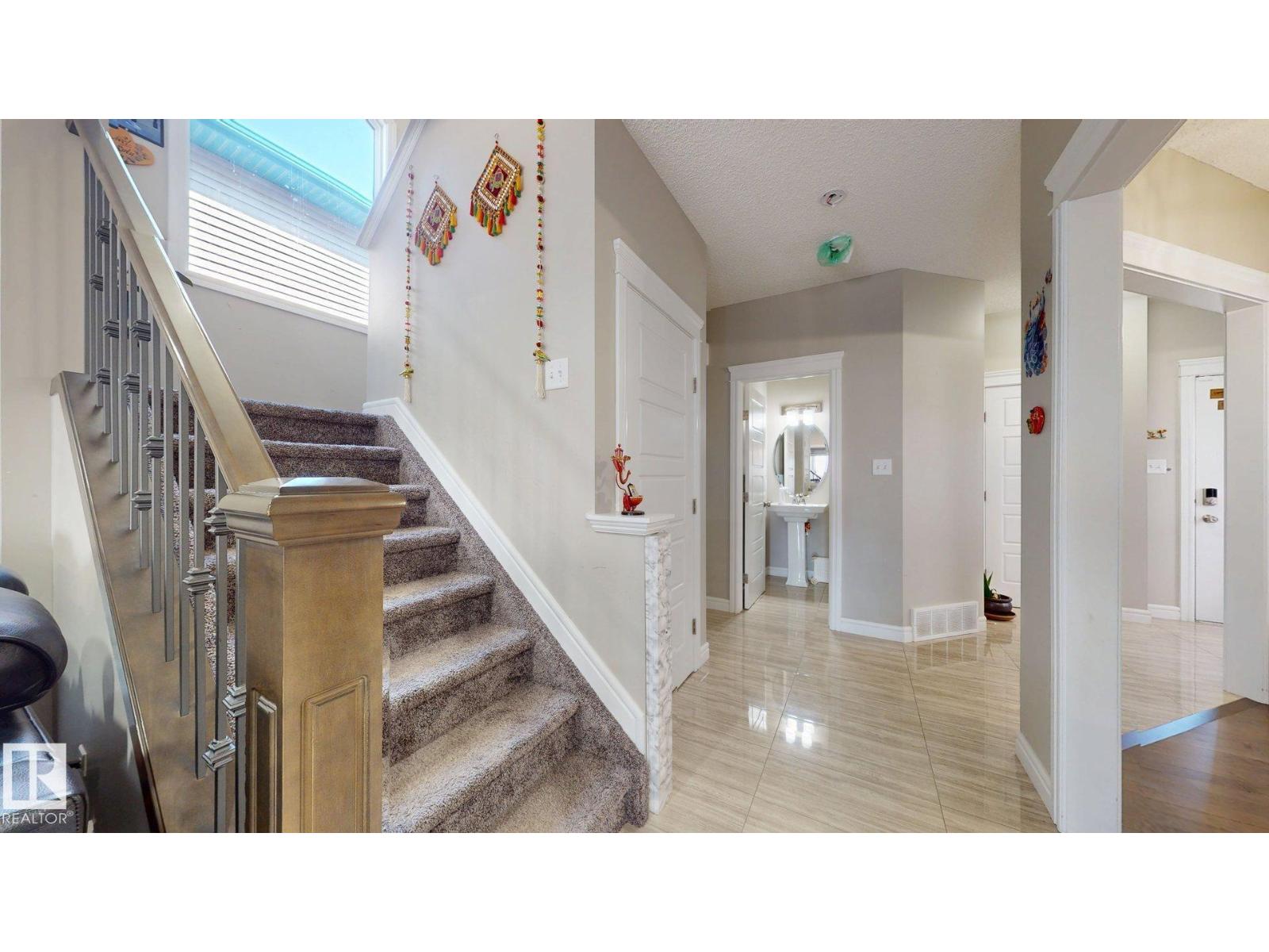 Photo 28 of 8716 Carson Wy Sw, Edmonton AB