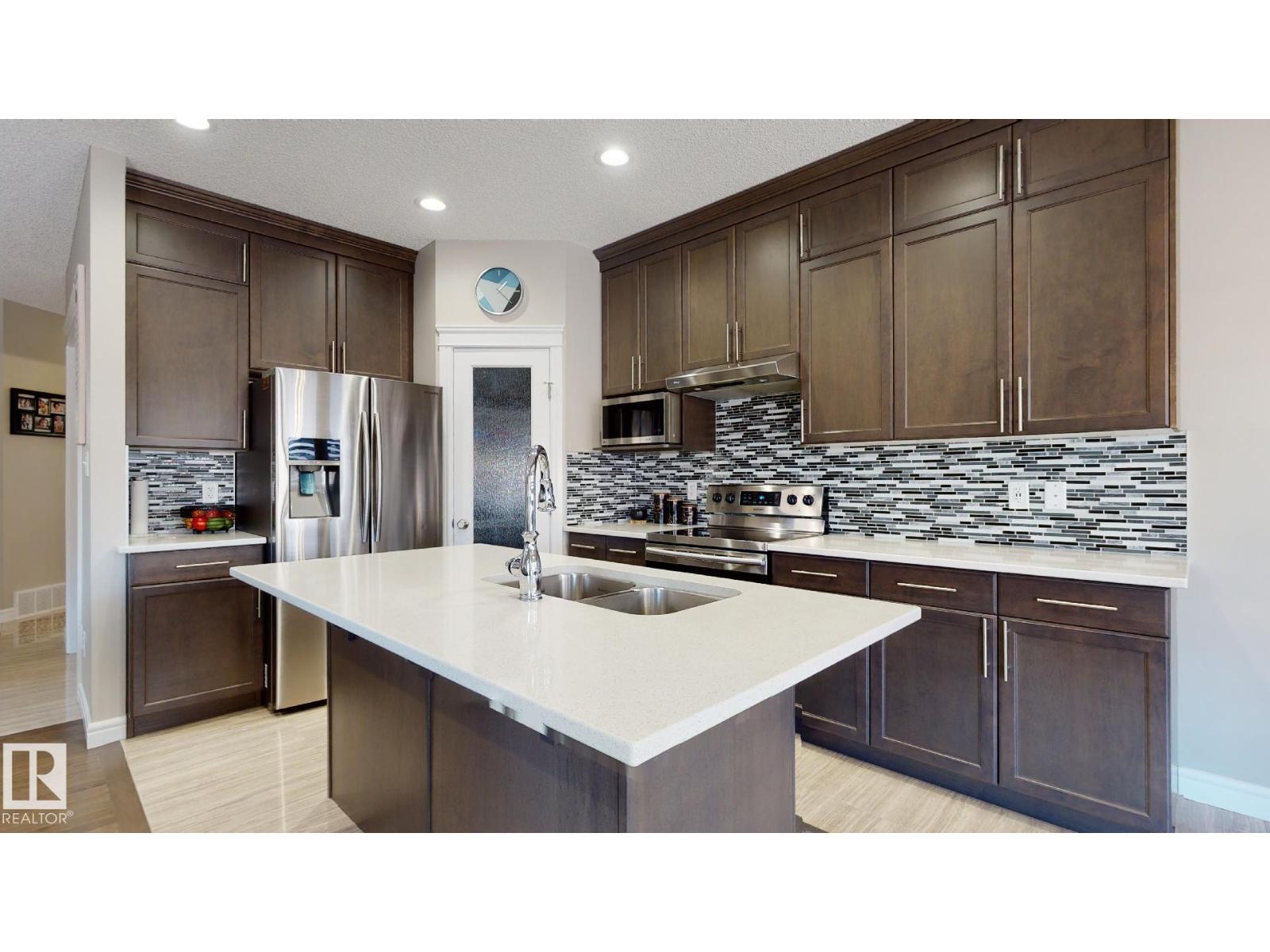Photo 20 of 8716 Carson Wy Sw, Edmonton AB