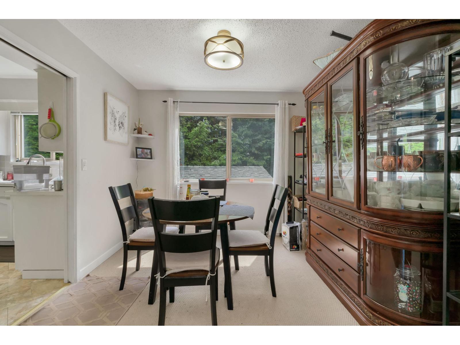 Photo 8 of 11196 Monroe Drive, Delta BC
