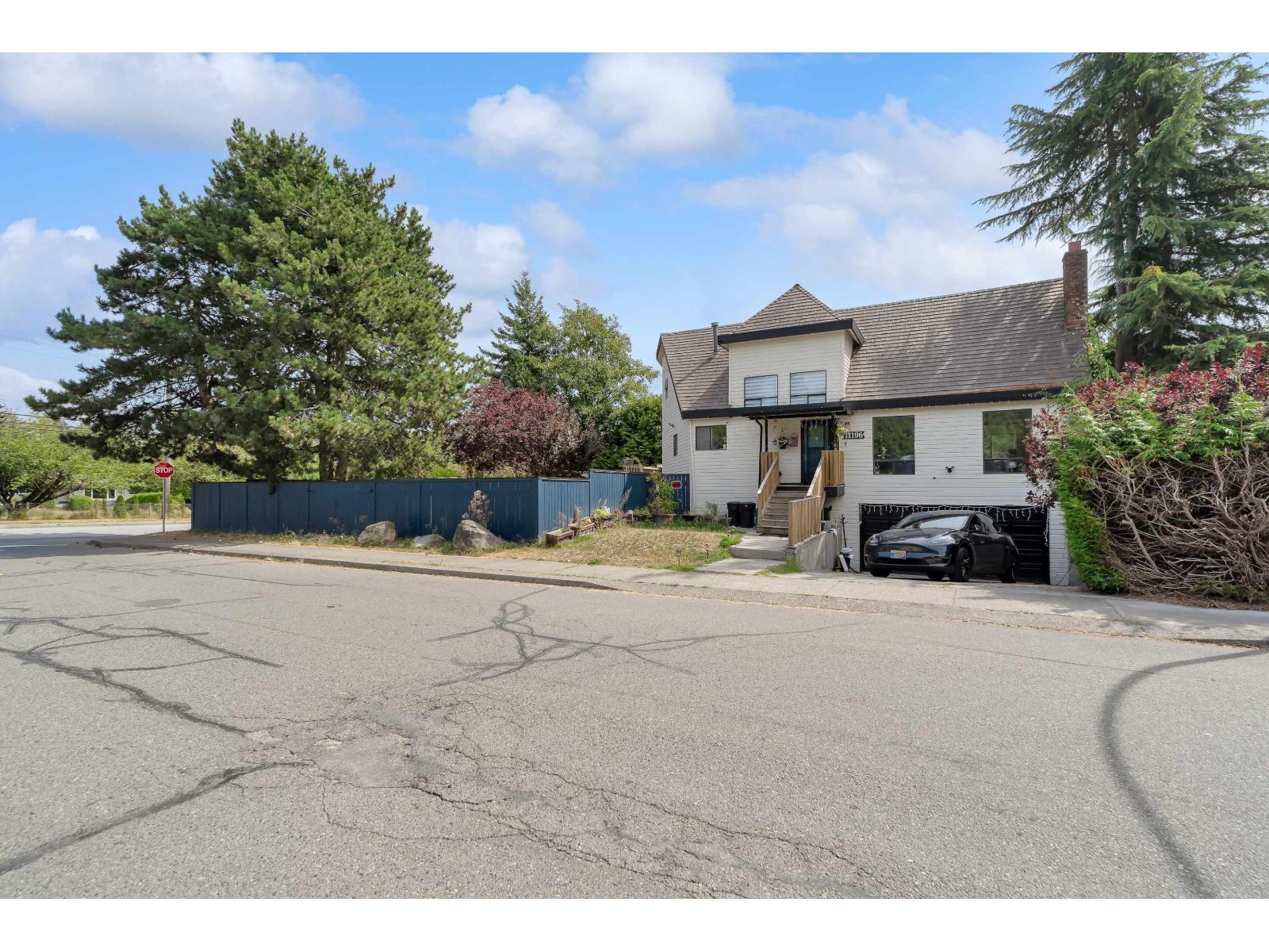 Photo 2 of 11196 Monroe Drive, Delta BC