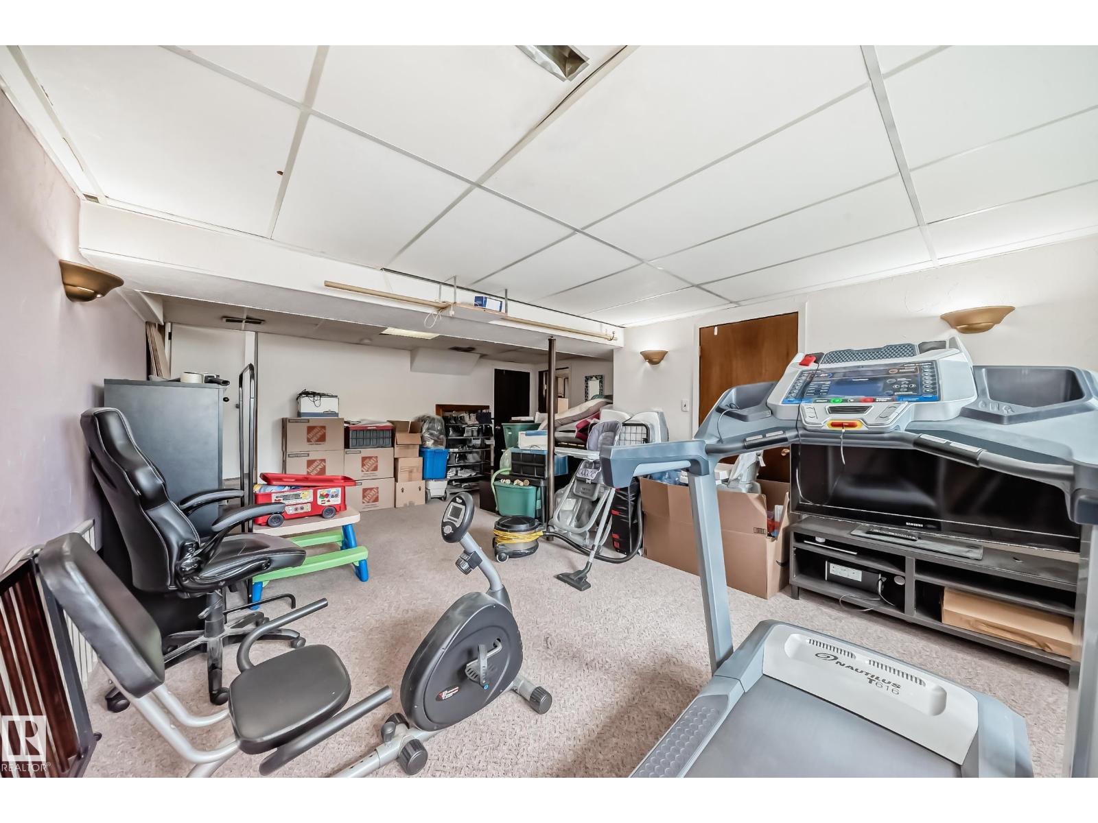 Photo 34 of 9608 169 St Nw, Edmonton AB