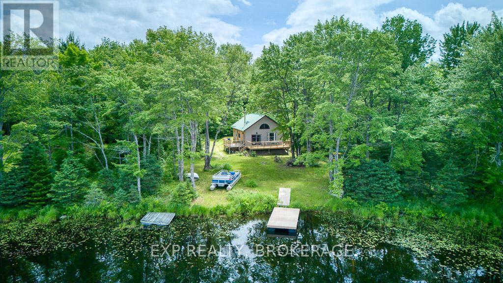 Photo 1 of 1305 Thunder Lane, Frontenac ON