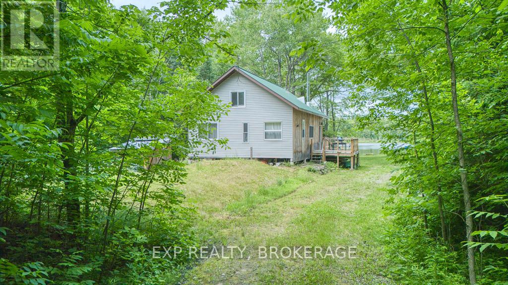 Photo 2 of 1305 Thunder Lane, Frontenac ON