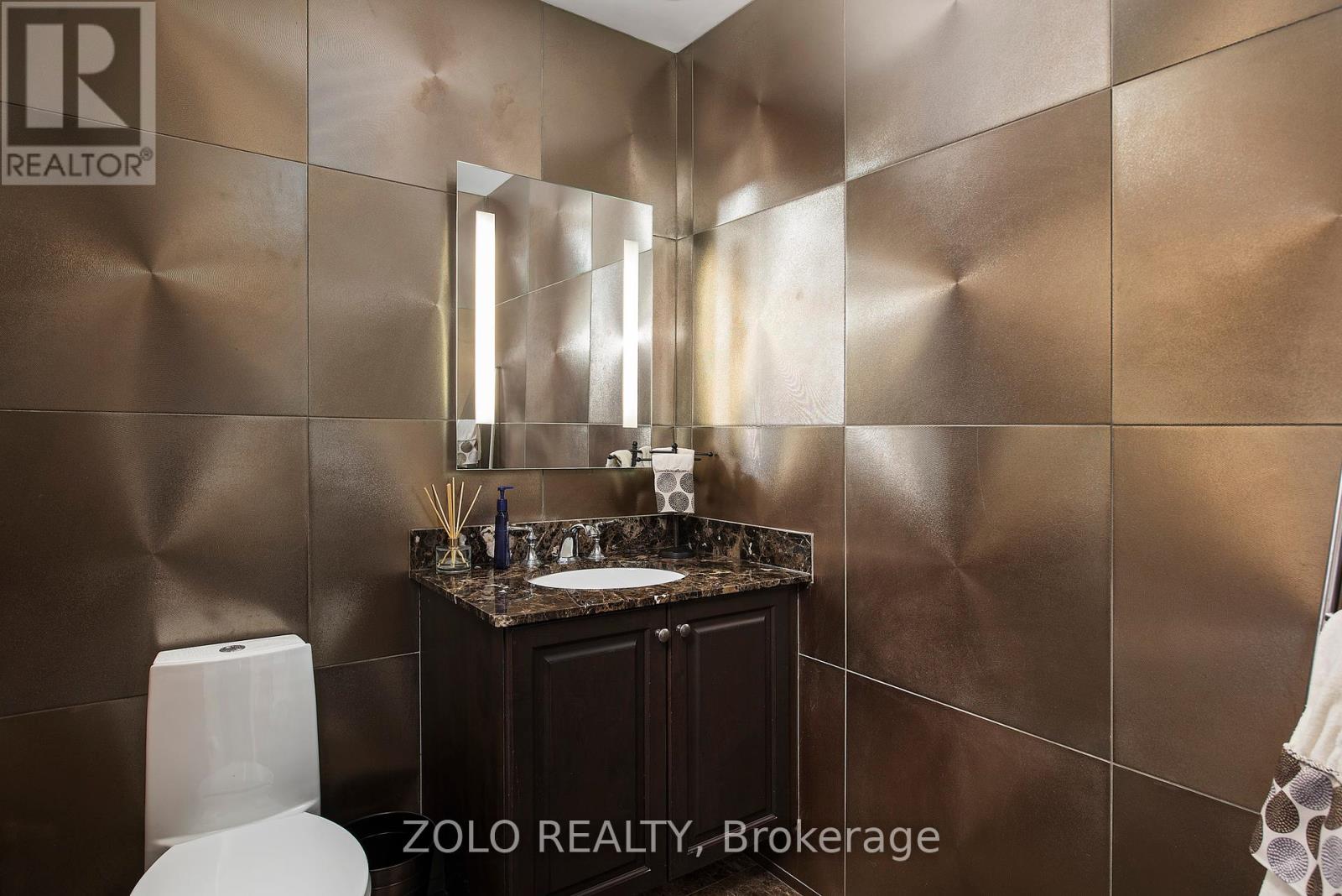 Photo 10 of 3403 628 Fleet Street, Toronto ON