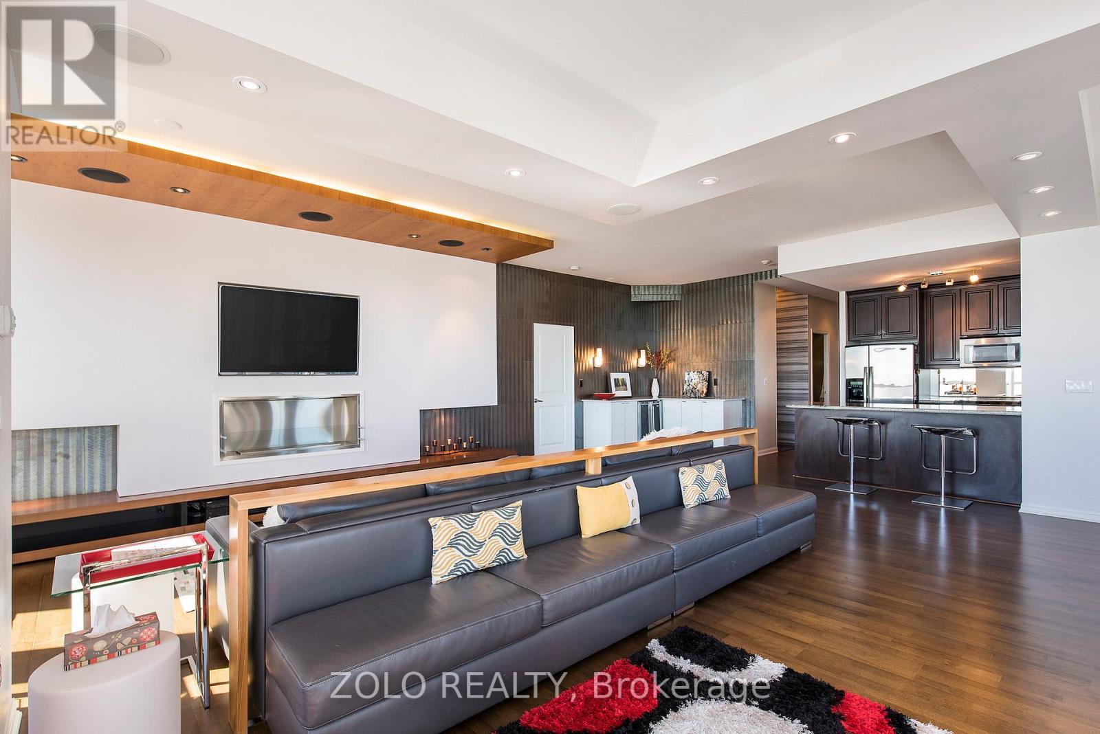 Photo 6 of 3403 628 Fleet Street, Toronto ON