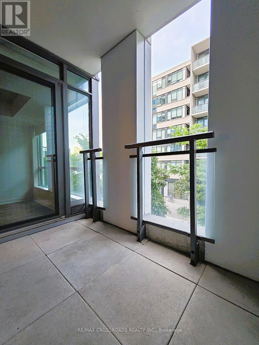 Photo 4 of 221 20 Minowan Miikan Lane, Toronto ON