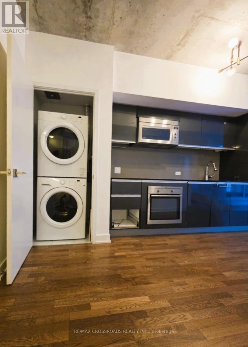 Photo 7 of 221 20 Minowan Miikan Lane, Toronto ON