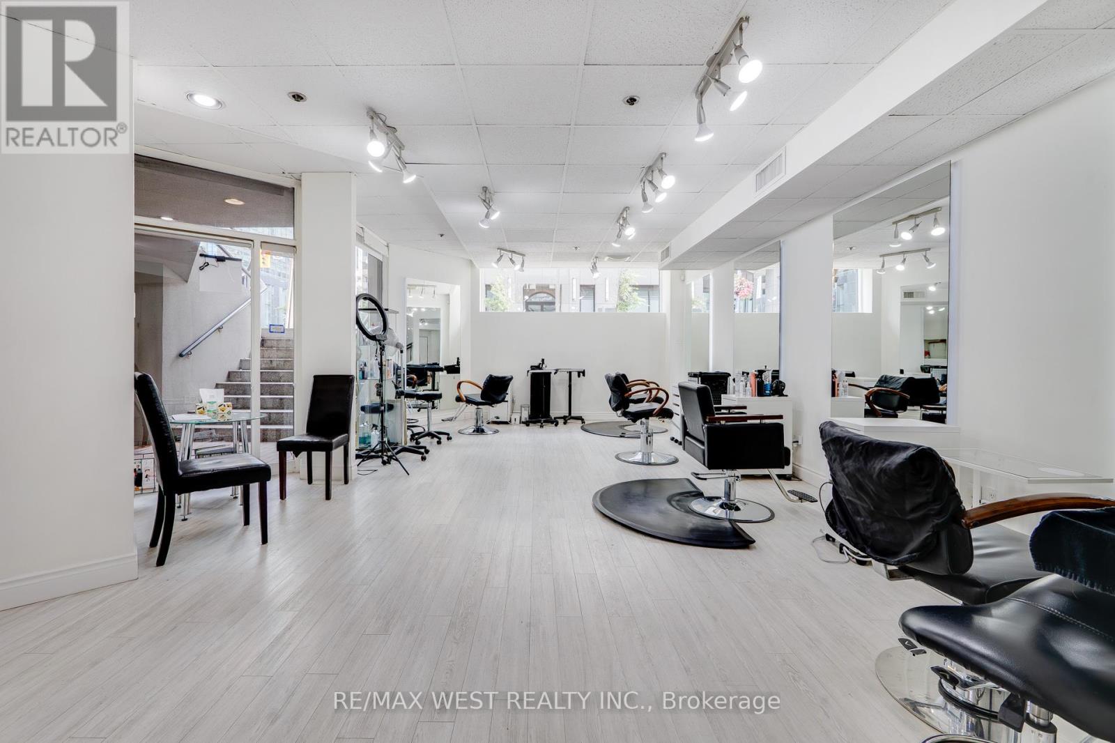 Photo 21 of 1300 Bay Street, Toronto ON