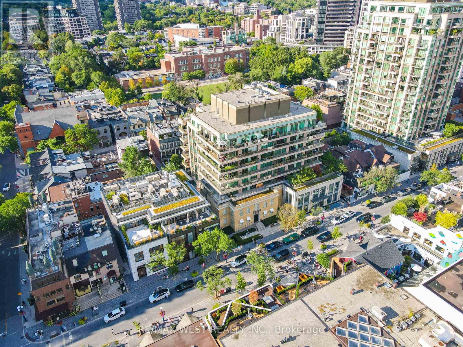 Photo 32 of 1300 Bay Street, Toronto ON