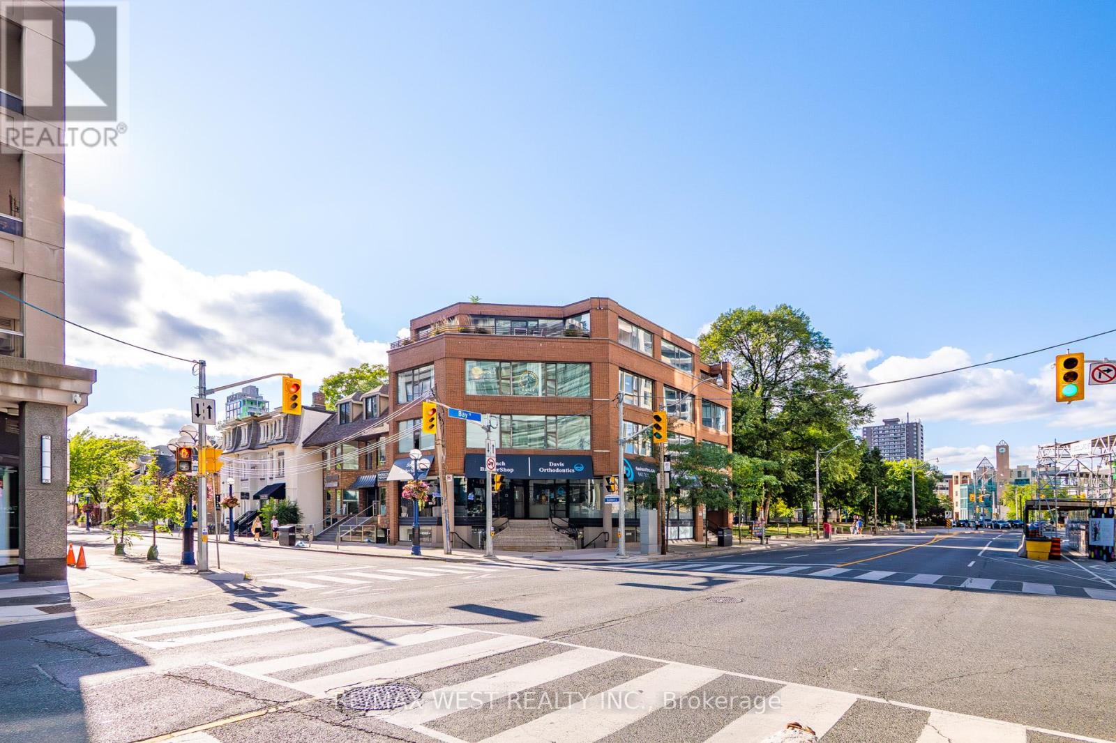 Photo 23 of 1300 Bay Street, Toronto ON