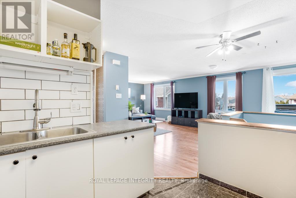 Photo 16 of 207 1825 Marsala Crescent, Ottawa ON