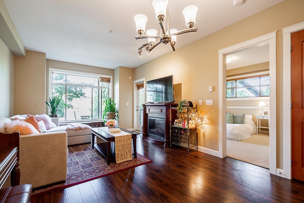 Photo 10 of 266 8328 207 A Street, Langley BC